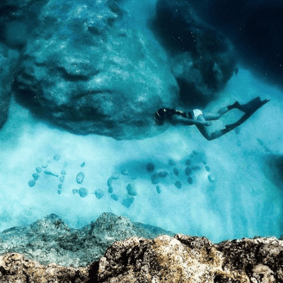 a close up of a rock